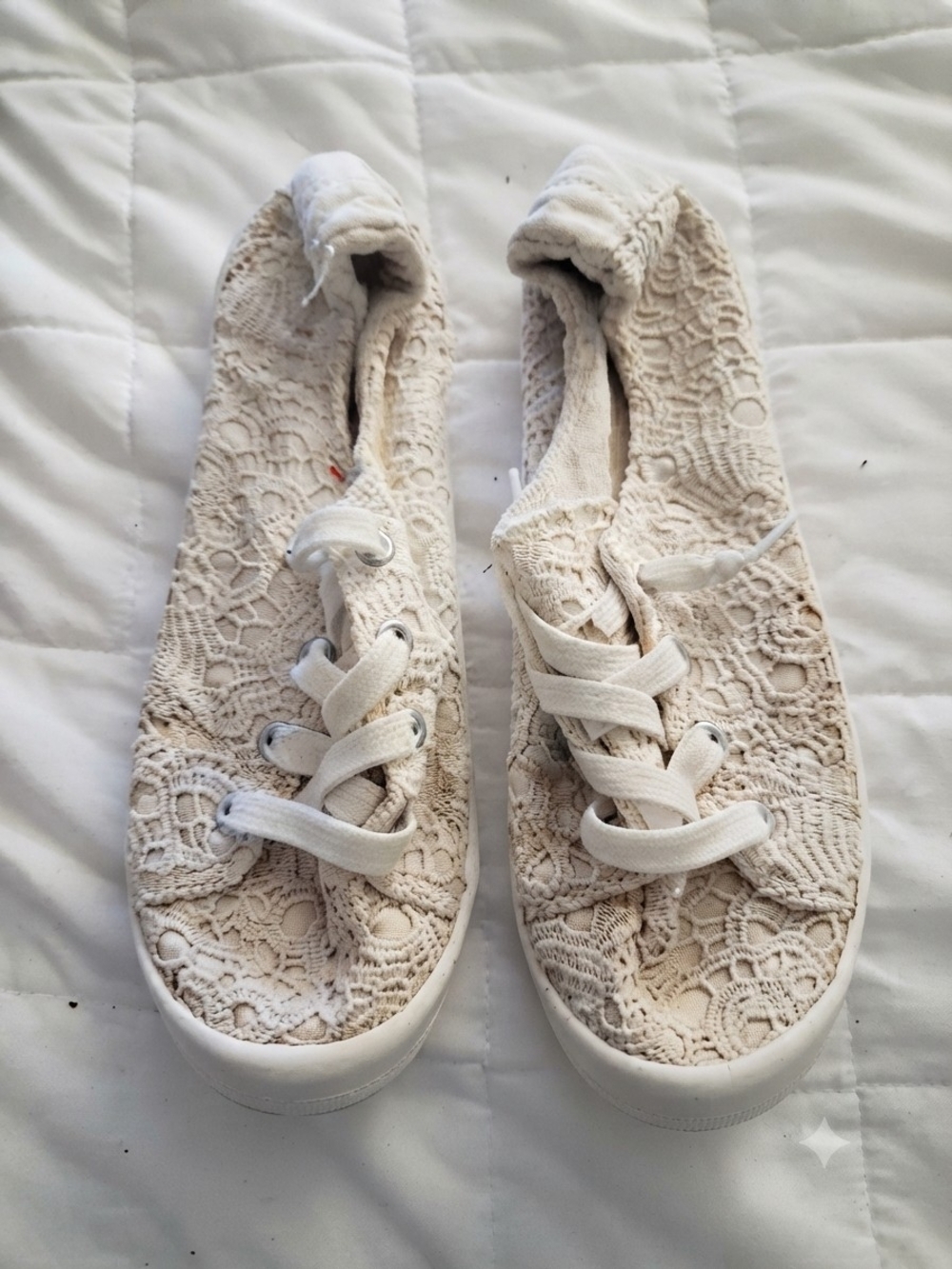 Madden Girl Cream Lace-Overlay Sneakers